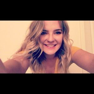 Meet your Posher, Kenzie